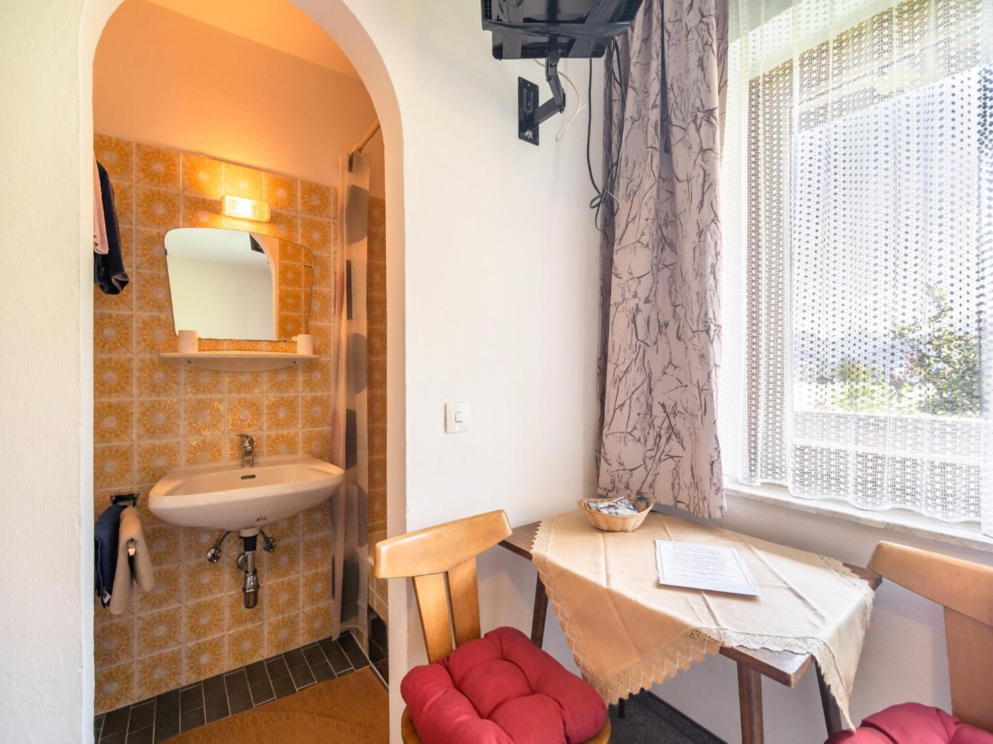Contemporary Apartment In Maishofen Near Ski Area Bagian luar foto