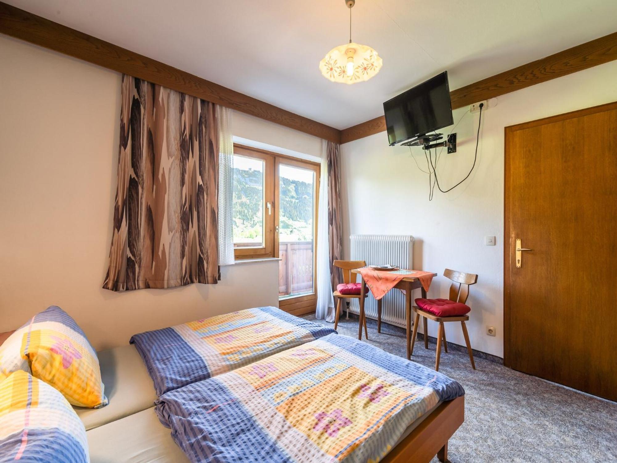 Contemporary Apartment In Maishofen Near Ski Area Bagian luar foto